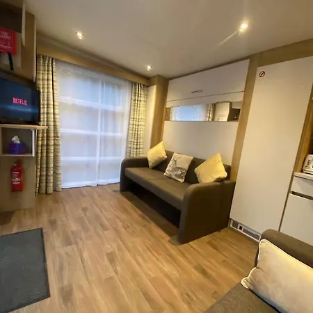 Neptunes Pod Fort William Exterior photo