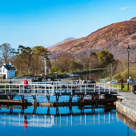 Neptunes Pod Fort William Exterior photo